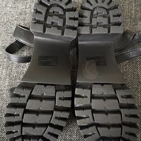 6.5 Madden Girl Women's G-Sense SF2480 Black Buckle Strap Platform Heel Sandals - Picture 4 of 4